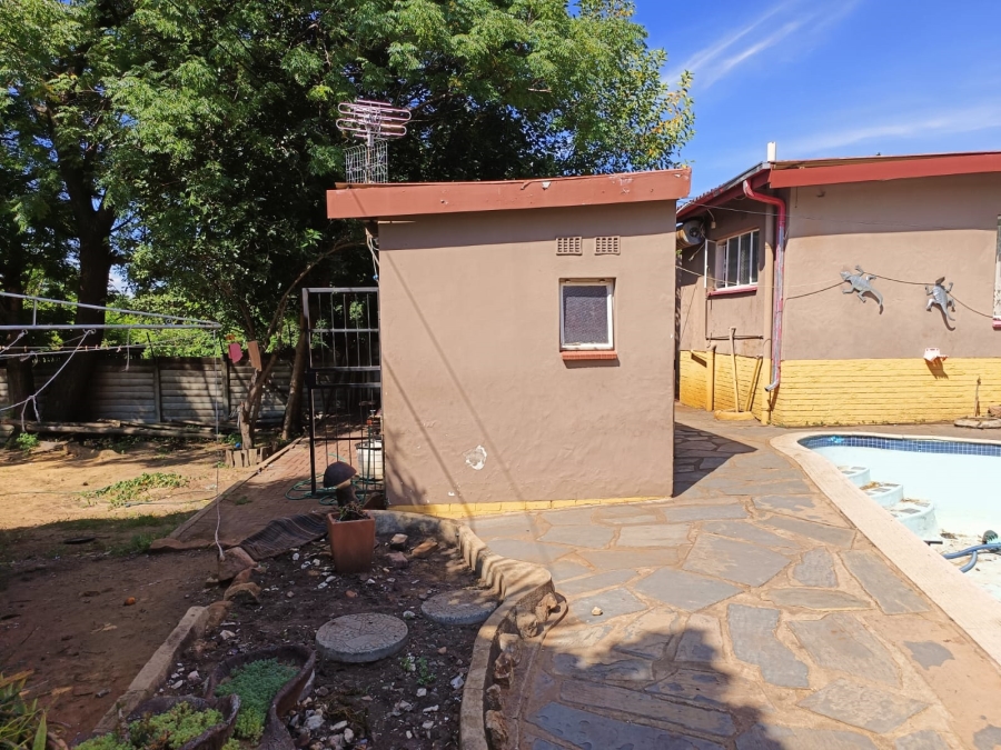 4 Bedroom Property for Sale in Protea Park North West